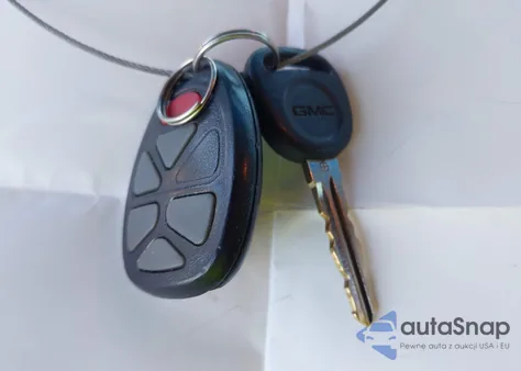 2007 GMC Yukon Xl 1500 Commercial Fleet z USA, uszkodzony, nr VIN 1GKFC16087R237909